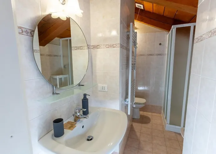 Casa Stella Charme Nel Quadrilatero Apartament *